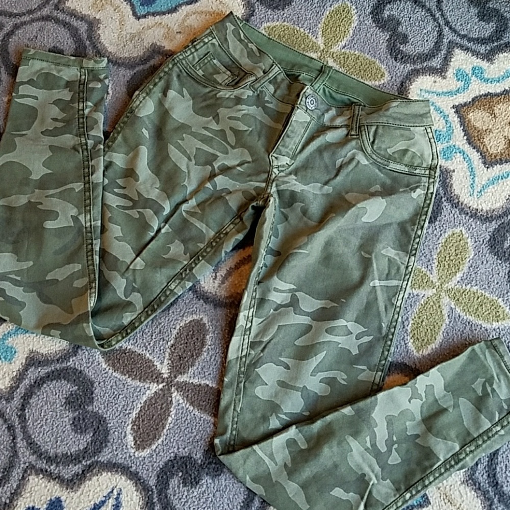 Reversible camo jeans size 3